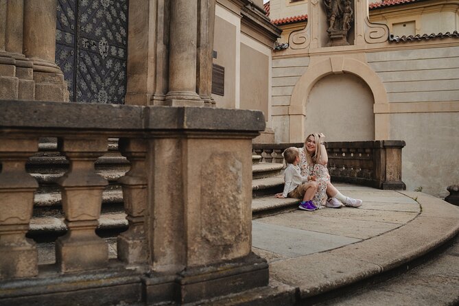 Photographer in Prague, private photoshoot - Rudolfinum adds a formal city backdrop