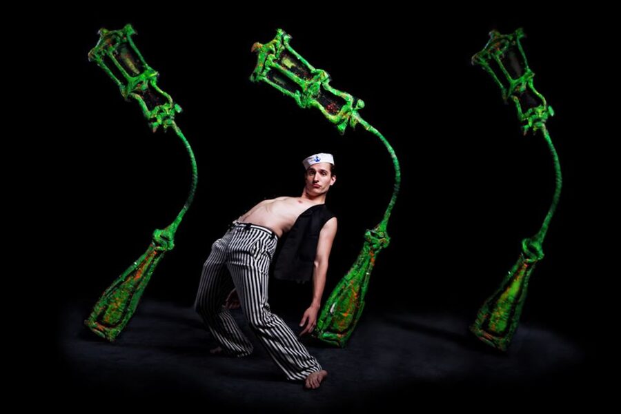 Prague: 1.5-Hour Black Light Theater Srnec Performance - Mime and dance without a single spoken word
