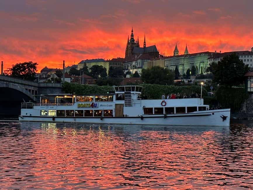Prague: 1-hour Cruise with Audio Guide - Seeing Prague from Maria Croon