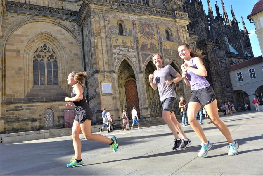 Prague 1-Hour Sight Running Tour - Who should book this Prague running tour?