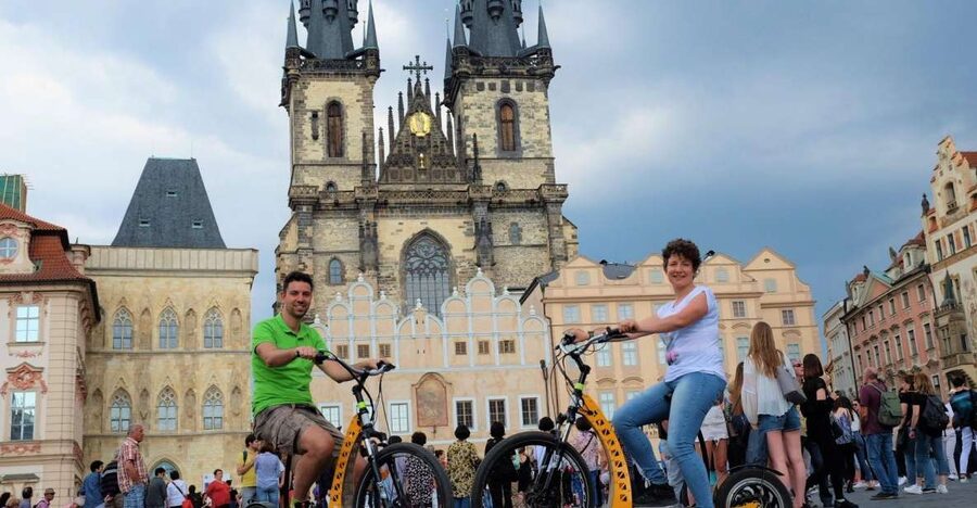 Prague: 2-Hour Old District & Riverside E-Scooter Tour - The riding experience and practical comfort