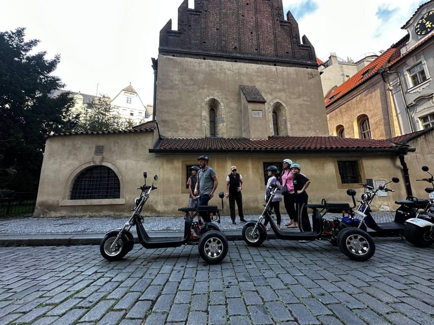 Prague: 2 hours FUN TRIKE tour in Prague with guide - Who should ride, and who should skip it?