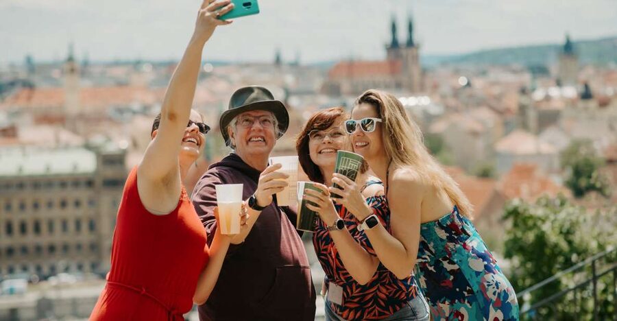 Prague: 3.5 h Private Czech Beers & Tapas Tour - Who will enjoy this experience most
