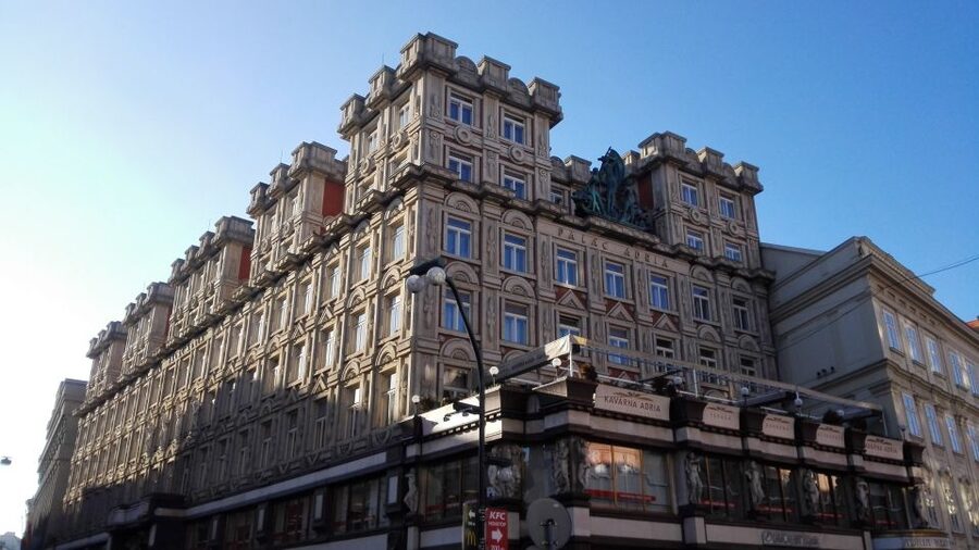 Prague 3-Hour Architectural Tour - Prague’s architecture becomes easier to read