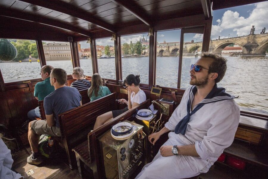 Prague: 3–Hour Castle Grounds Walking Tour and River Cruise - From Tyn Cathedral to the Clementinum