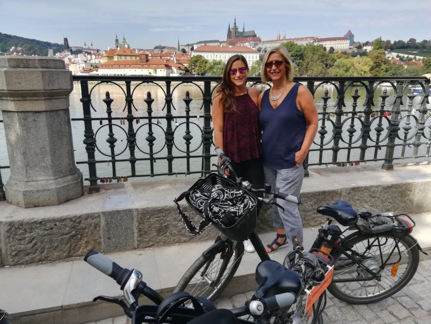 Prague: 3–Hour Communism and World War 2 E-Bike Tour - Guide quality and the value of a small group