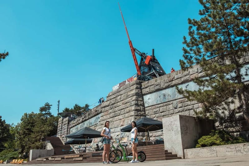 Prague: 3-Hour E-Scooter Tour in German - Wenceslas Square and Old Town Square