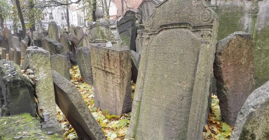 Prague: 3-Hour Private Jewish Quarter Tour - The ceremonial hall and the meaning behind the displays