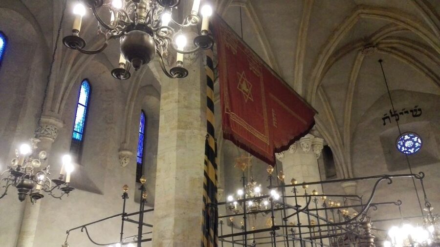 Prague: 3-Hour Private Jewish Quarter Tour - The Old-New Synagogue and the long Jewish timeline