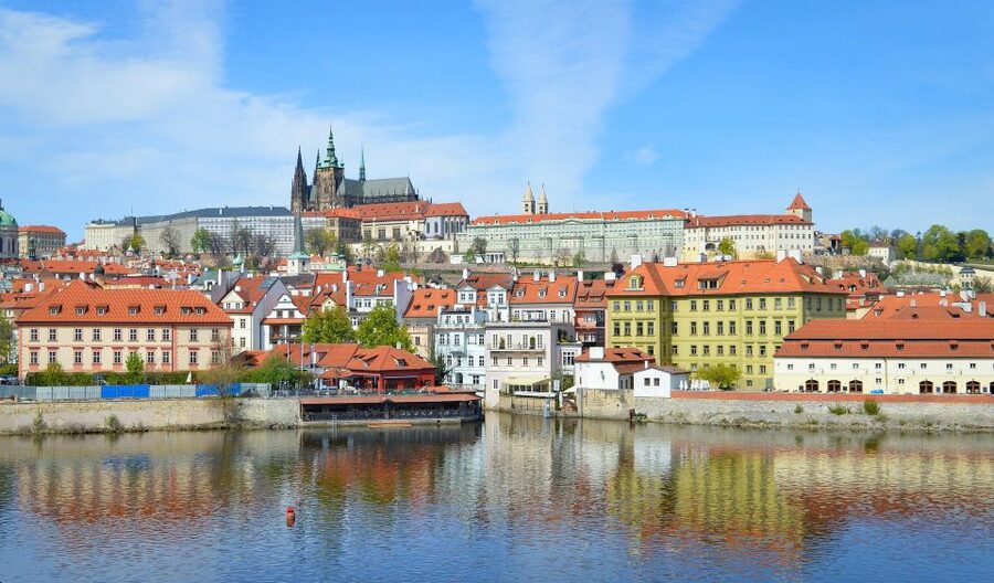 Prague: 3h Private Tour of Prague Castle, Admission Incl. - Key points at a glance