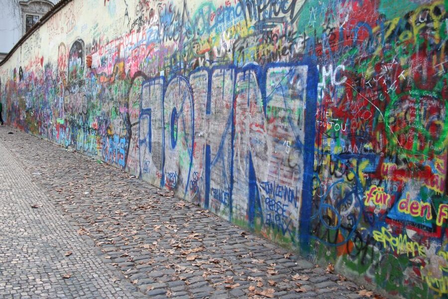 Prague: 4-Hour Segway and Scooter Tour with Lunch and Drinks - Prague Castle and the Royal Gardens