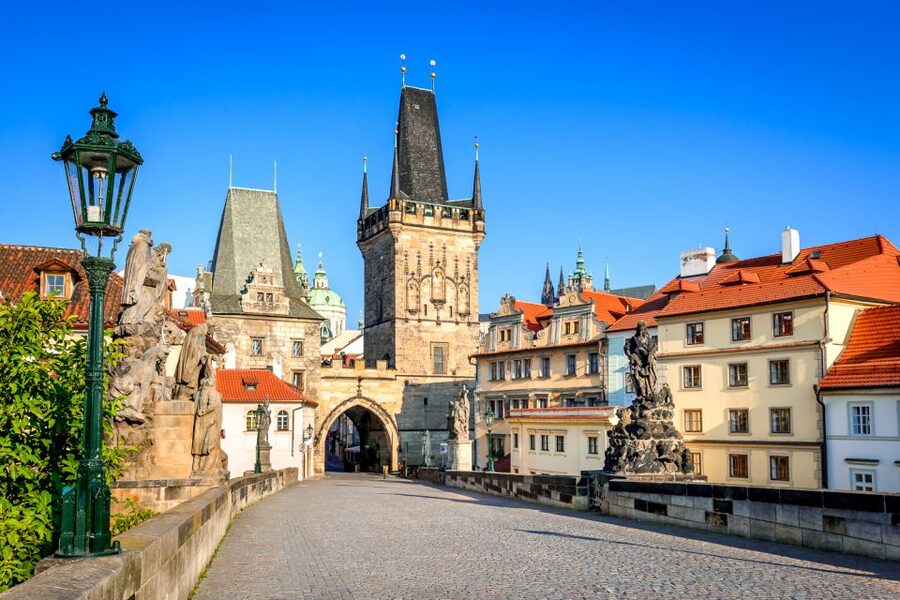 Prague: 4-Hour Segway and Scooter Tour with Lunch and Drinks - Strahov Monastery and the Segway switch