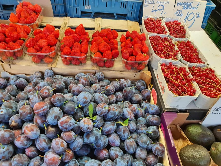 Prague: A Czech Cuisine masterclass & Prague Highlights tour - Old Town Hall, the Astronomical Clock, and central churches