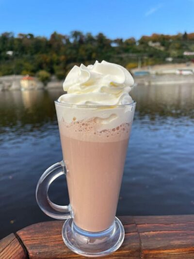 Advent Boat Cruise with Sweets and Hot Drinks