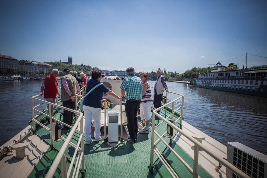 Prague: Afternoon Beer Cruise with Drinks Included - Key points to know before booking