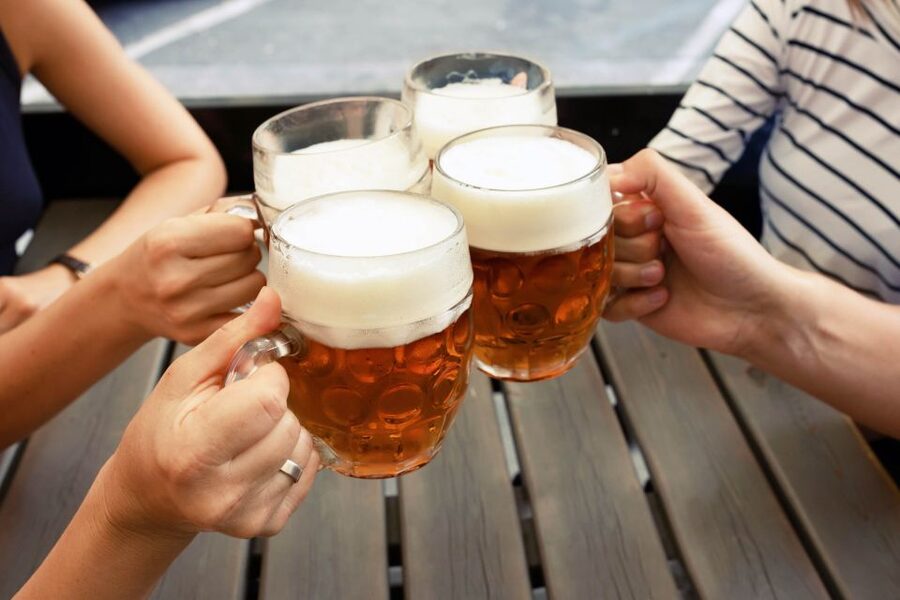 Prague: Afternoon Beer Cruise with Drinks Included - What the commentary is really like