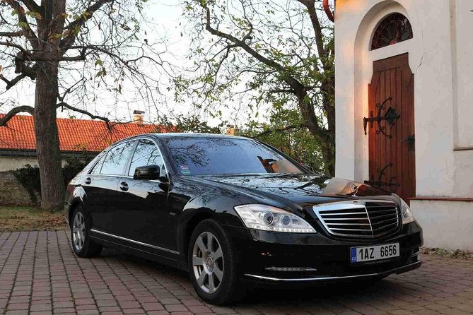 Prague airport luxury transfer by a Mercedes Benz S class - Is $153.78 good value for three people?