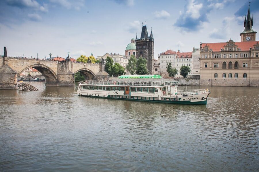 Prague: An unforgettable 2-hour cruise on the Vltava River. - Vyšehrad, the Dancing House, and the changing city