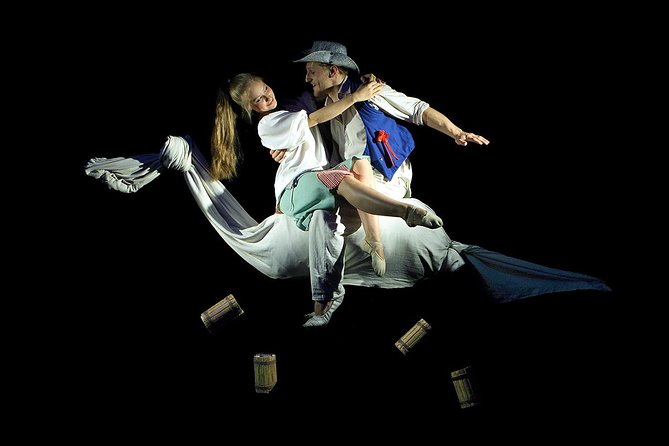 Prague 'Antologia' Black Light Show by Black Light Theatre Srnec - Why the lack of spoken language helps