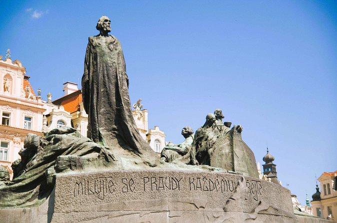 Prague Astronomical Clock and Old Town Square audio guide - A royal connection in a medieval house