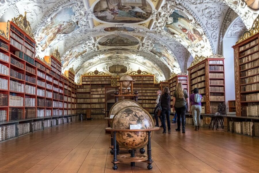Prague Beer and Baroque: A Highbrow Brew Tour - Small details that can shape the day