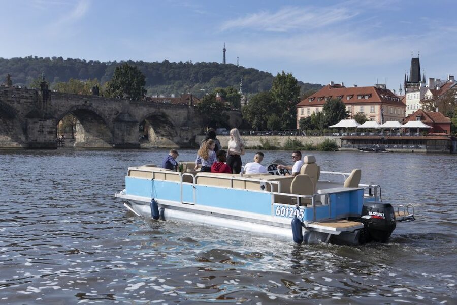 Prague: Beer Boat Tour - Rain or shine on the Vltava