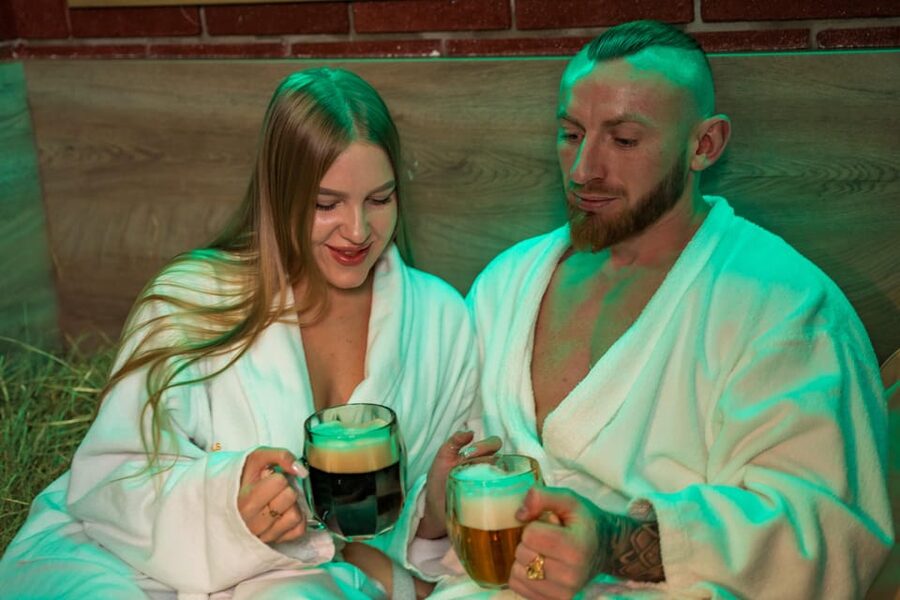 Prague: Beer Spa Experience with Unlimited Beer and Sauna - Who will enjoy this most?