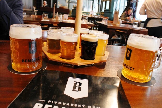 Prague Beer Tasting - 8 types of Czech beer included - Who will enjoy this tasting most?