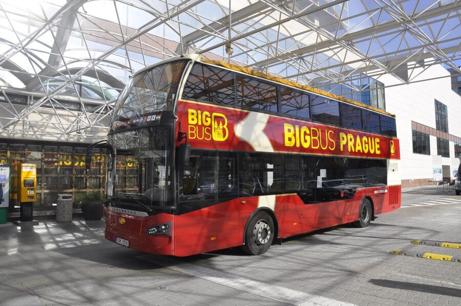 Prague: Big Bus Hop-on Hop-off, Castle Tour and River Cruise - Key points to know before booking