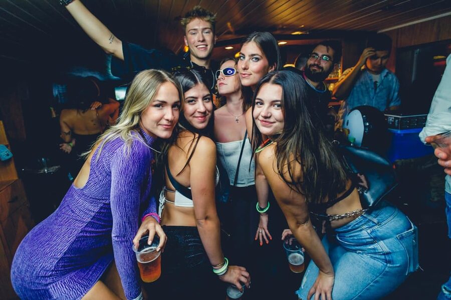 Prague: Boat Party with Unlimited Drinks & After Party Entry - Starting at Dock 10 or the alternate boat meeting point