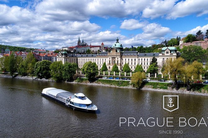 Prague Boats 2-hour Lunch Cruise - Seating and the question of paying for a window