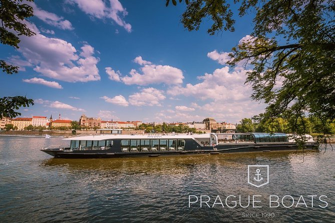 Prague Boats 2-hour Lunch Cruise - Finding the dock at noon