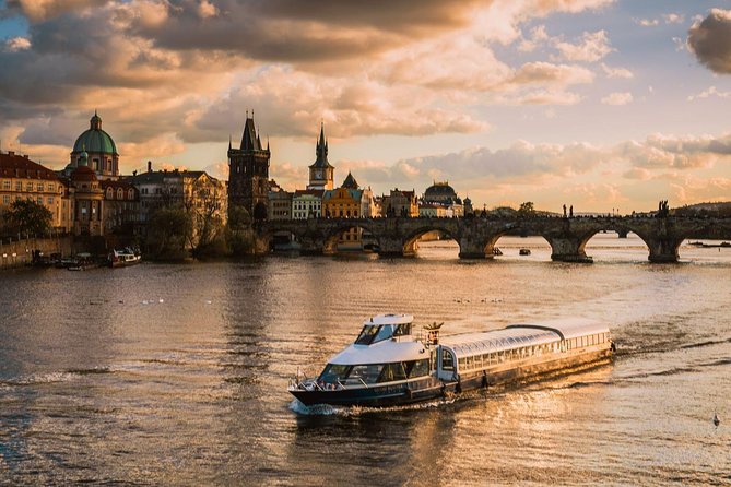 Prague Boats 3-hour Dinner Cruise - A clean boat with wide river views