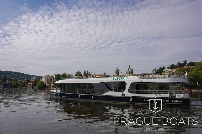 PRAGUE BOATS: 50-Minute Sightseeing Cruise - What this Prague river cruise is really like