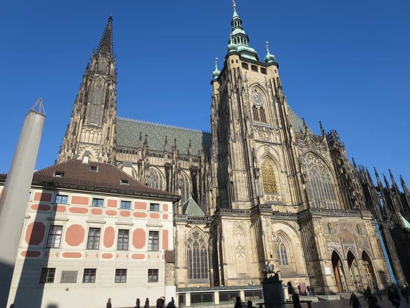 Prague: Bus and Boat Tour - A quick orientation through Prague’s historic center