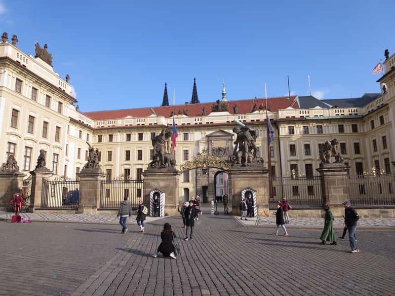 Prague: Bus and Boat Tour - Old Town and New Town from the coach