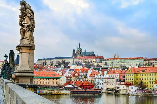 Prague: Bus Tour, Walking Tour, River Cruise and Lunch - Down through Kampa to Charles Bridge