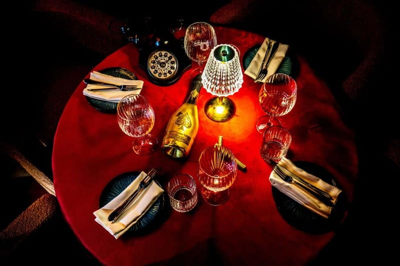 Prague: Cabaret Show at Medusa - Nightlife Prague - Booking, Cancellation, and Practical Planning
