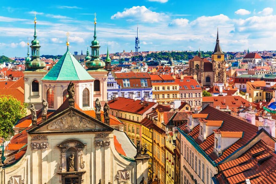 Prague: Castle and Jewish Quarter Tour - Why this four-hour Prague tour works well