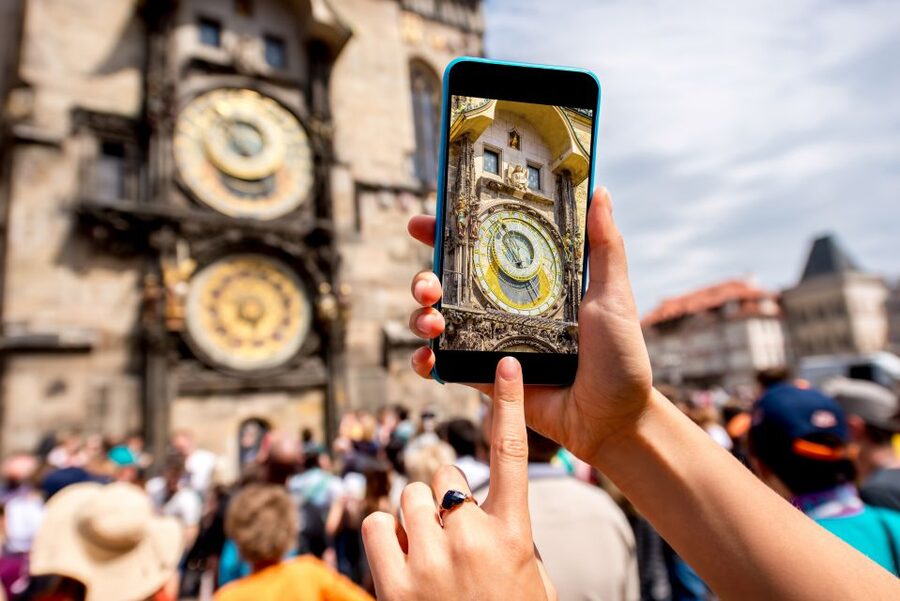 Prague: Castle and Jewish Quarter Tour - Lesser Town and Malostranské Square