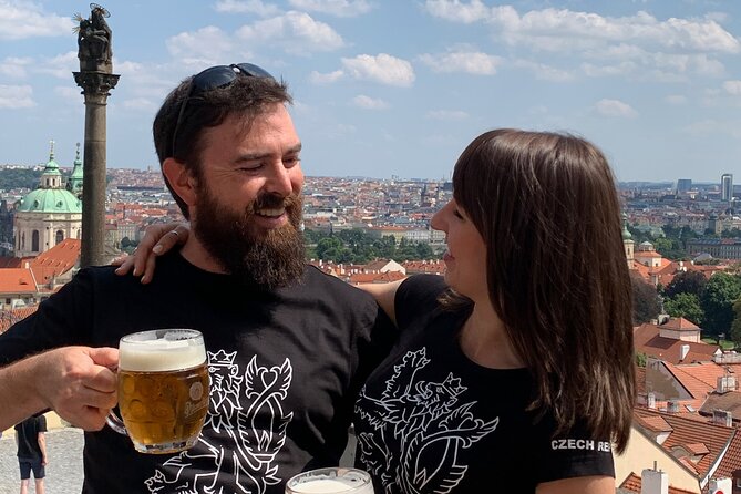 Prague Castle and Pubs Tour with Drinks Included - Seeing Prague Castle from the outside
