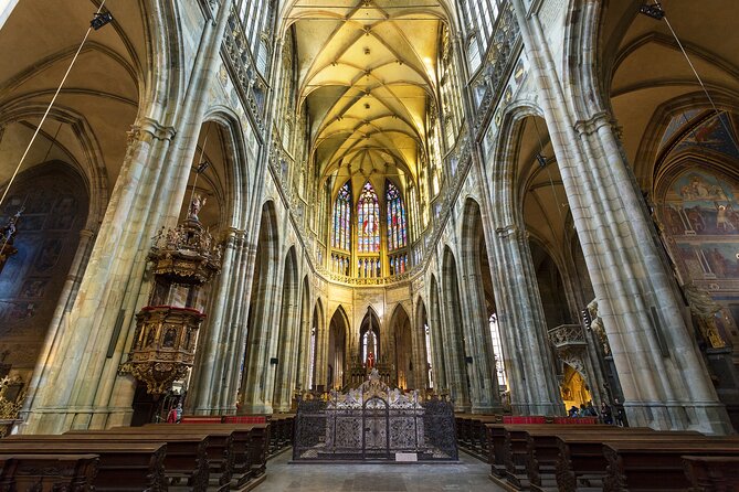 Prague Castle and St. Vitus Cathedral Private Walking Tour - Why this private Prague Castle tour works
