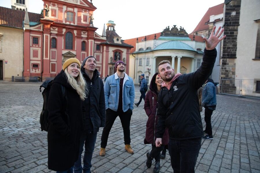 Prague: Castle Grounds & Highlights Walking Tour small-group - The big story, told in a compact two hours
