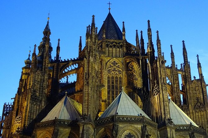Prague Castle: Private fairytale walking tour - What the private format changes