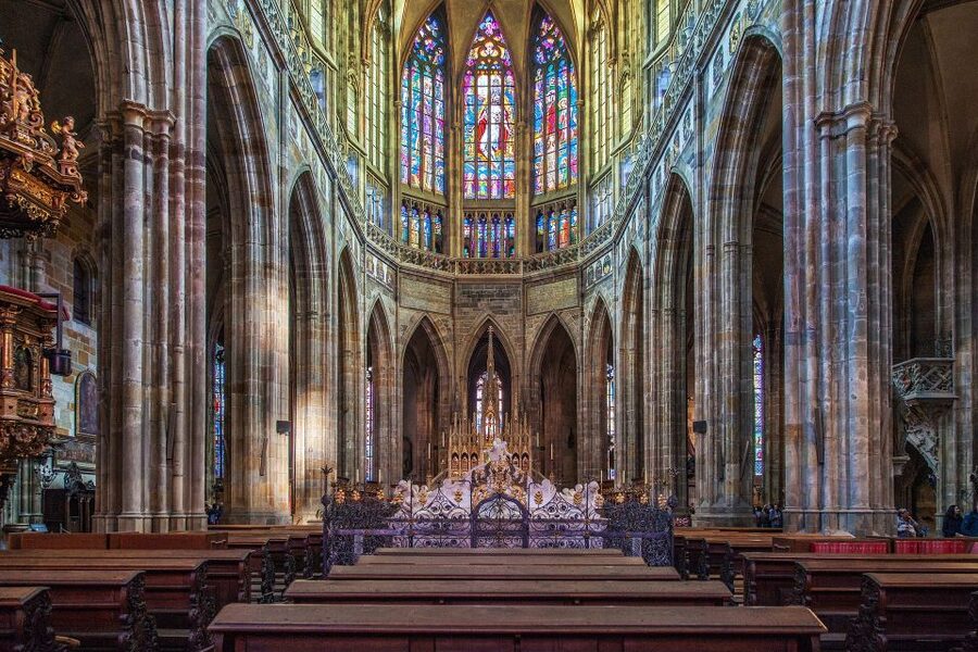 Prague Castle: Small-Group Tour with Visit to Interiors - The Old Royal Palace and the Defenestrations