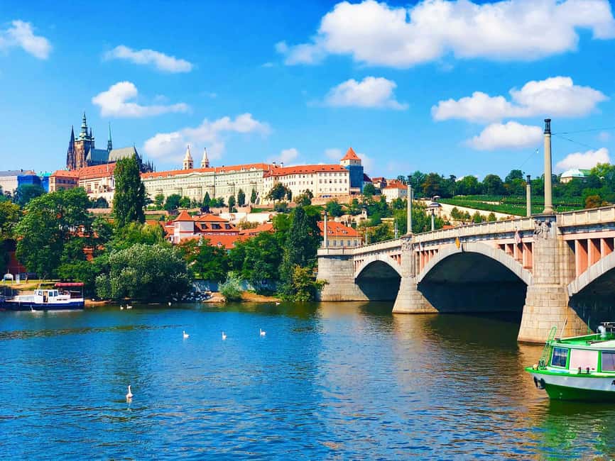 Prague Castle St. Vitus Cathedral, Royal Palace, St. George's Basilica - What the $41 price really includes