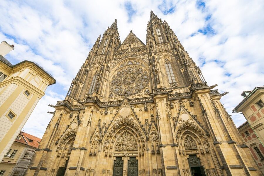 Prague: Castle Tour with Local Guide and Entry Ticket - Is $61 a Fair Price?