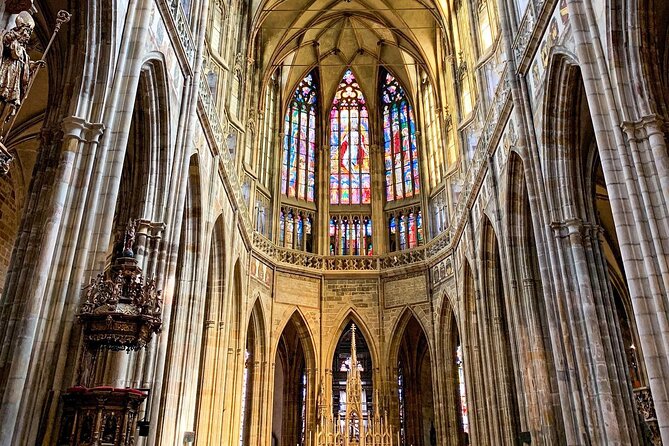Prague Castle Walking Tour (Tip-based tour) - The Third Courtyard and the Czech presidency