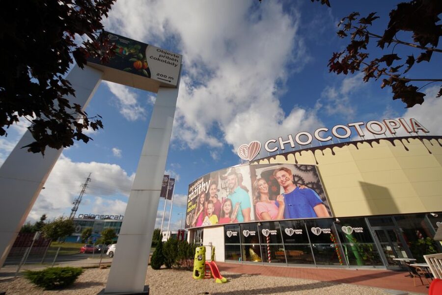 Prague: Chocotopia Chocolate Factory Tour Ticket + Workshop - The factory shop is worth a look afterward