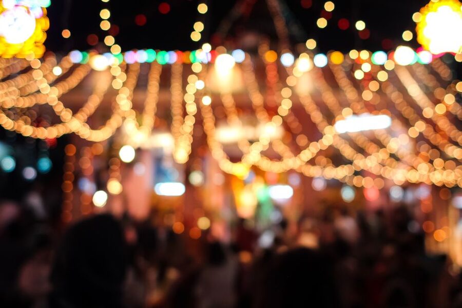Prague: Christmas Market Magic Walking Tour with a Local - Is $104 fair for one hour?